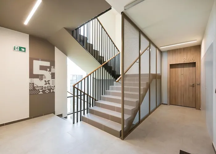 Wola Skwer Happy Apartment