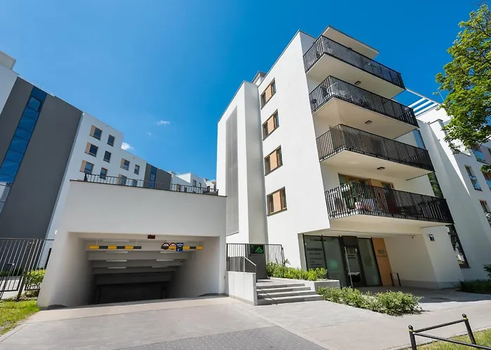 Wola Skwer Happy Apartment