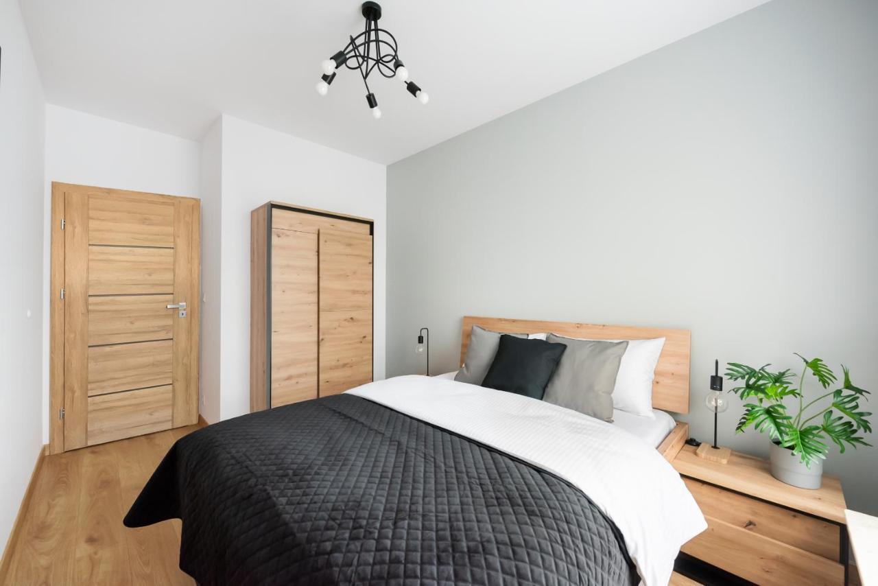 Apartament Wola Skwer Happy Warszawa
