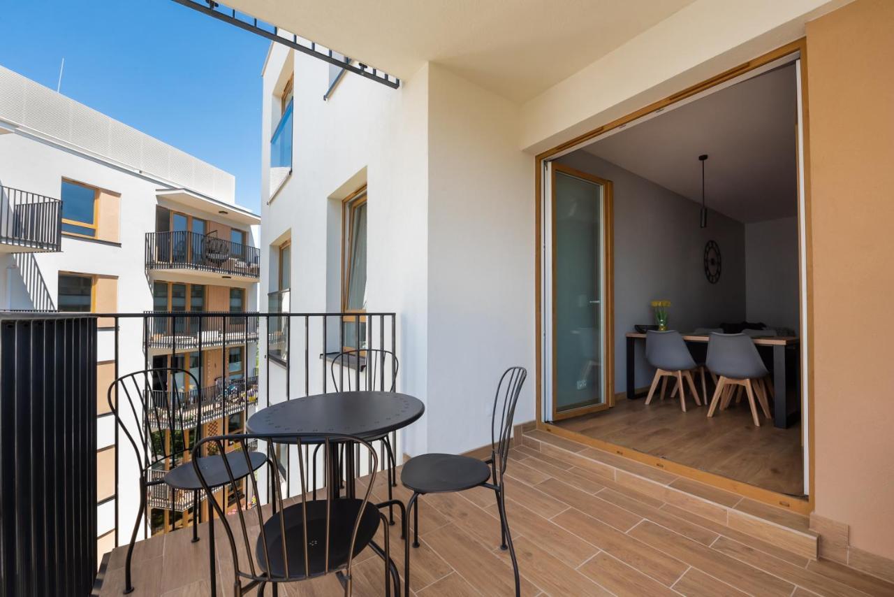 Wola Skwer Happy Apartament *